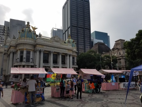 7-23-18-Central square, Municipal Theatre in background, Rio